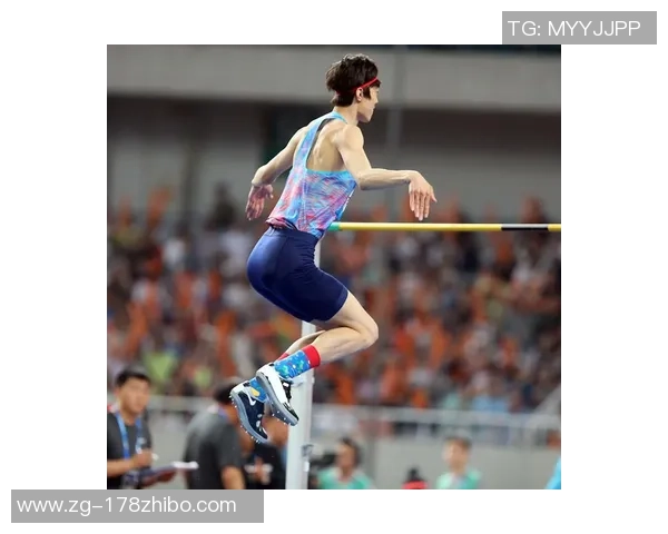 上海足球队在钻石联赛中的团队协作表现分析与启示